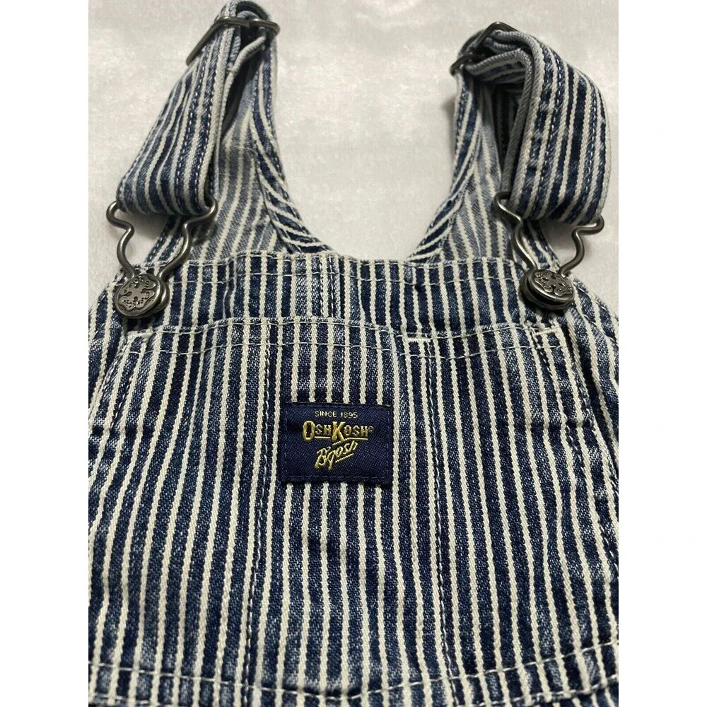 Oshkosh B'Gosh Shorts Overalls Size 18 months Vestbak Railroad Striped Shortalls
